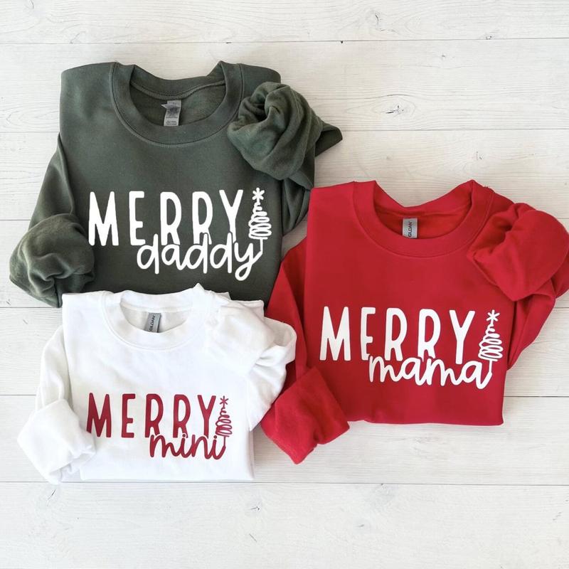 Merry Family Sweatshirts, Mommy and Me Christmas Sweaters, Matching Xmas Sweaters, Christmas Outfit, Matching Christmas Sweatshirts