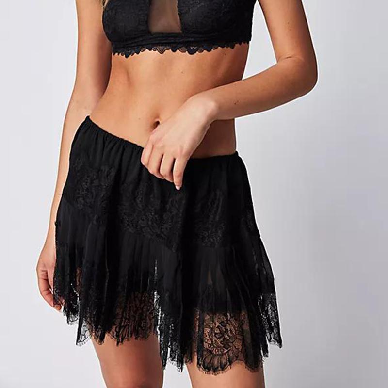 Women Y2k Lace Mini Skirt Low Rise Pleated Ruffle Half Slip Skirt Layered Flowy Short Skirt Streetwear