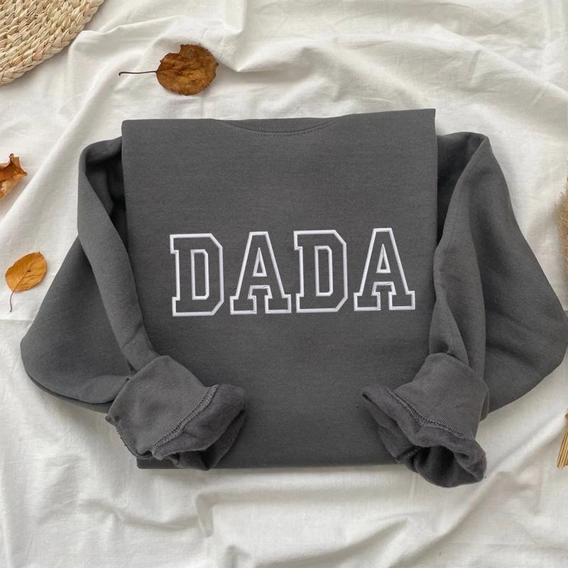 Custom Embroidered Mama Sweatshirt with Kids' Names - Perfect Gift for Mom