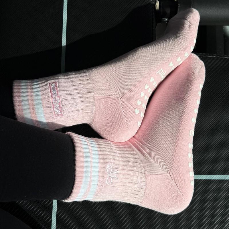 Pila Pink Sock for Women - Comfortable and Cotton Material for pilates, lagree, and barre