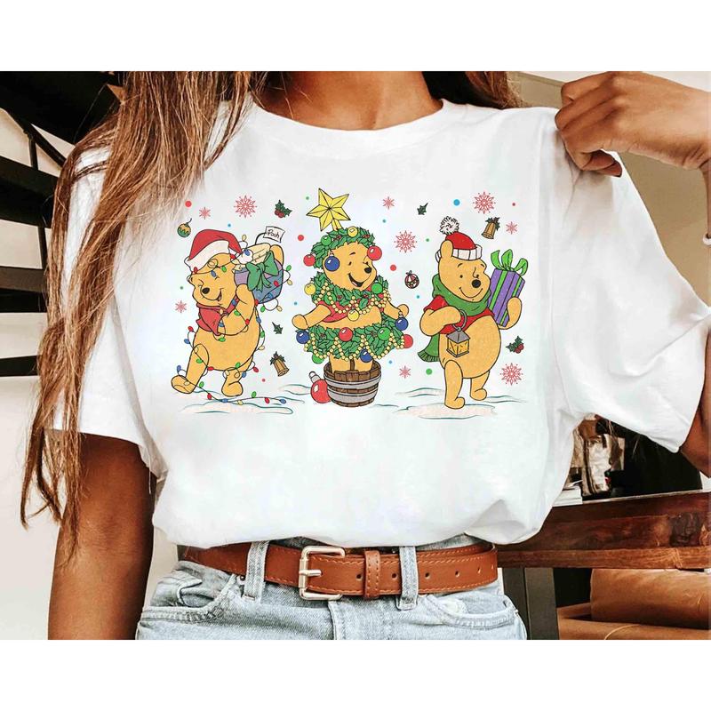 Vintage Winnie Pooh Christmas Sweatshirt, Retro Pooh And Friends Christmas Shirt, Christmas Tee, Christmas Party Family Trip BAZVC