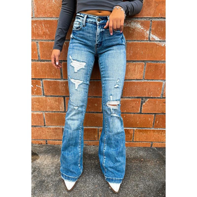 LIGHT WASH Kara Distressed Denim Jeans