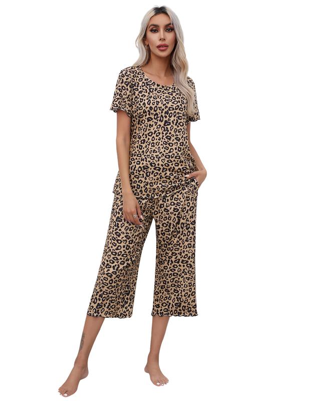 Ekouaer women's pajama set with short sleeved top and cropped pants Pjs casual wear and pajama set   Loungewear Nightwear Basic