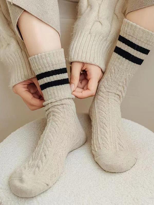 Women's Striped Print Crew Socks, Casual Comfy Breathable Mid-calf Socks for Daily Wear, Women's Socks for All Seasons