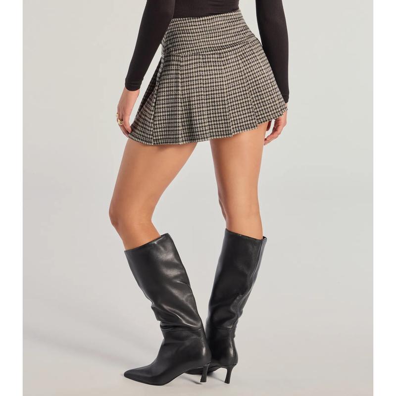 Preppy Appeal Pleated Plaid Skort