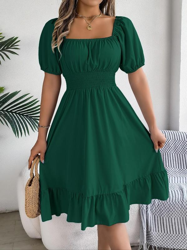 Women's Plain Ruffle Hem Shirred Puff Sleeve A Line Frenchy Style Dress, Elegant Short Sleeve Square Neck Midi Dress for Summer, Back To School Outfits, Summer Dresses, Summer Outfits 2024, Ladies Dress for Beach Holiday, Vintage Clothing