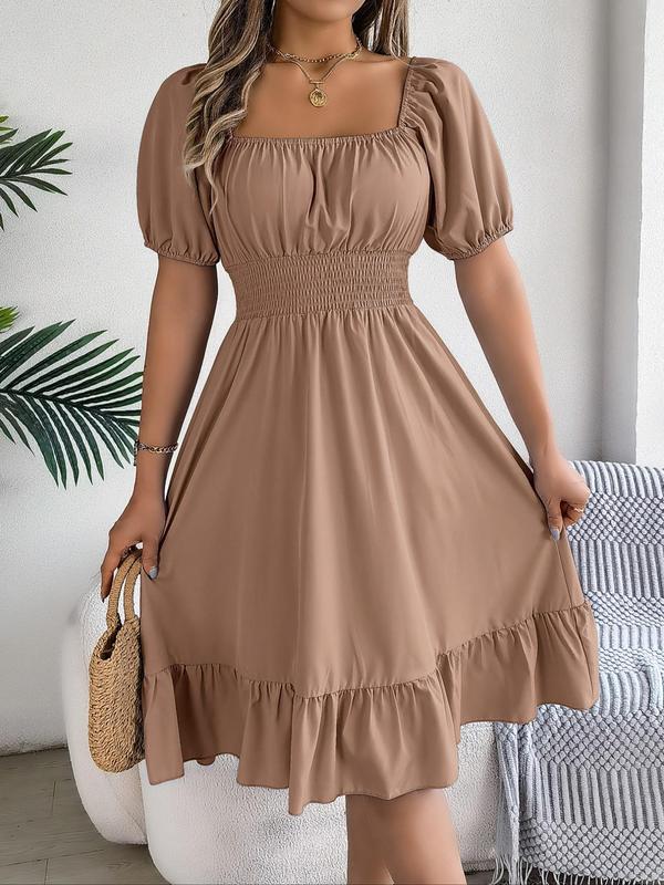 Women's Plain Ruffle Hem Shirred Puff Sleeve A Line Frenchy Style Dress, Elegant Short Sleeve Square Neck Midi Dress for Summer, Back To School Outfits, Summer Dresses, Summer Outfits 2024, Ladies Dress for Beach Holiday, Vintage Clothing